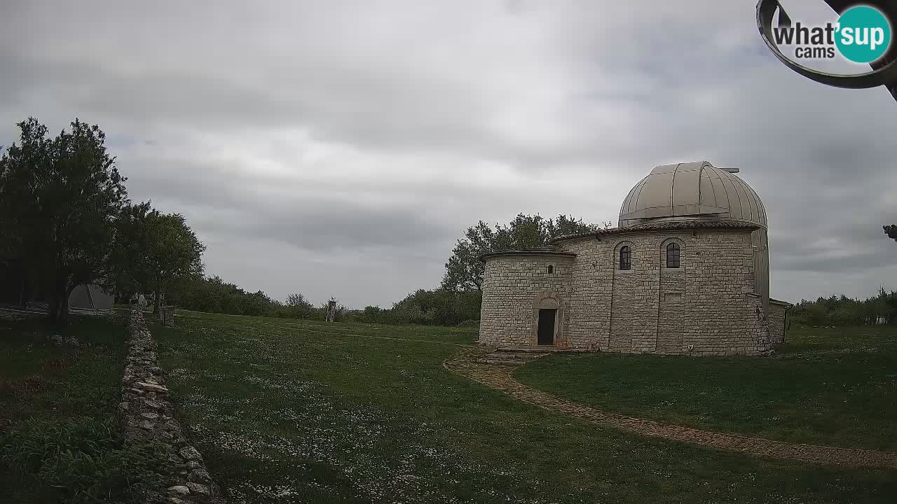 Webcam de l’Observatoire de Višnjan: Plongez dans le cosmos depuis l’Istrie, Croatie