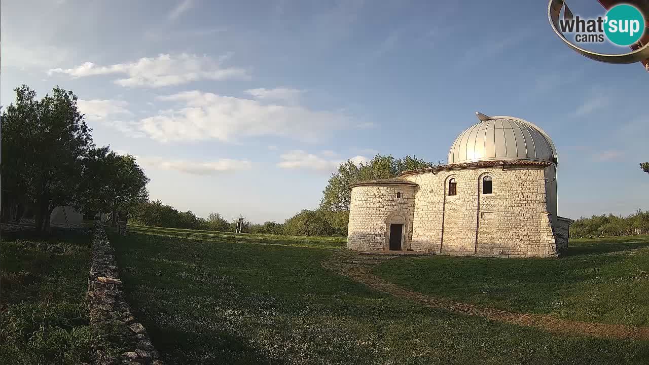 Webcam del Observatorio de Višnjan: Contempla el cosmos desde Istria, Croacia