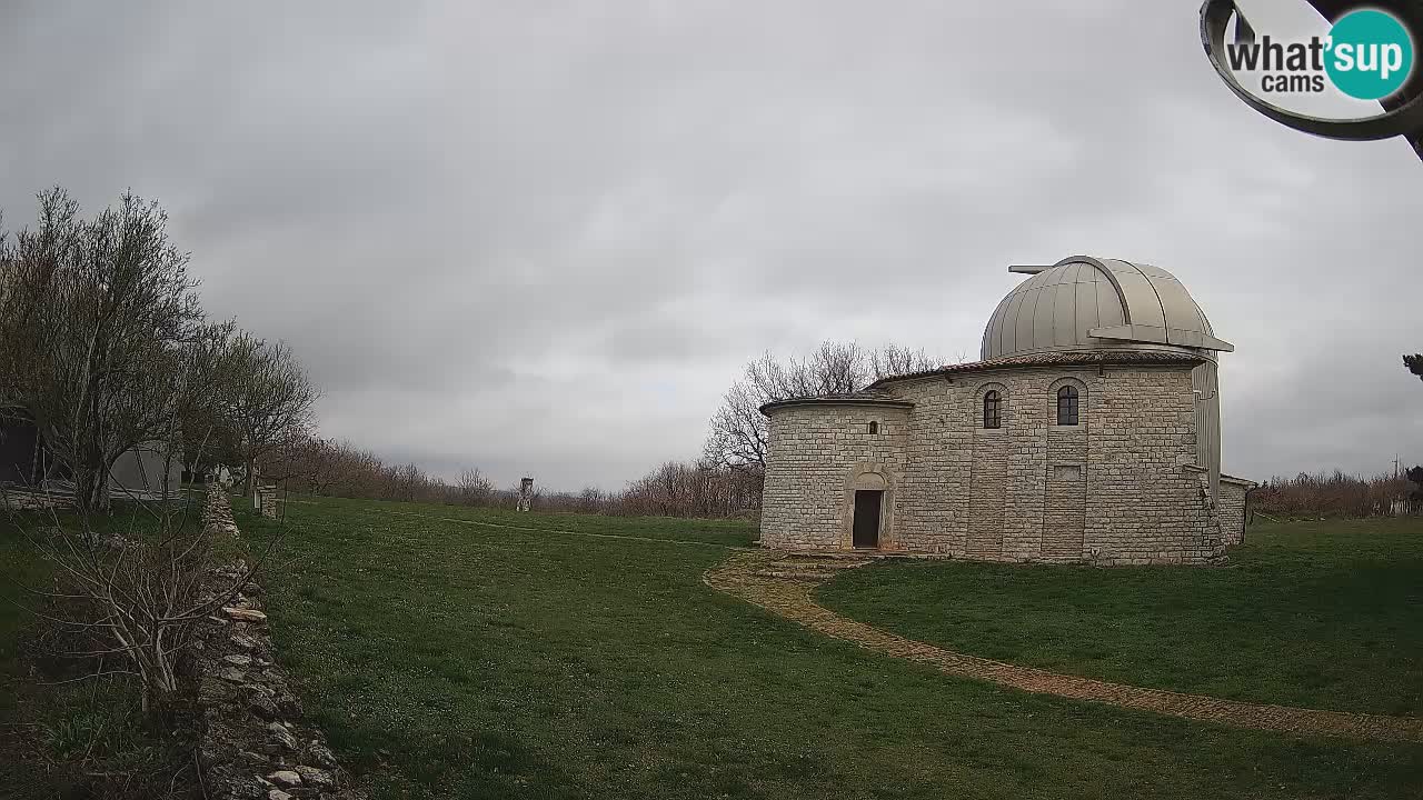 Višnjanska opservatorijska web kamera: Zavirite u svemir s poluotoka Istre, Hrvatska