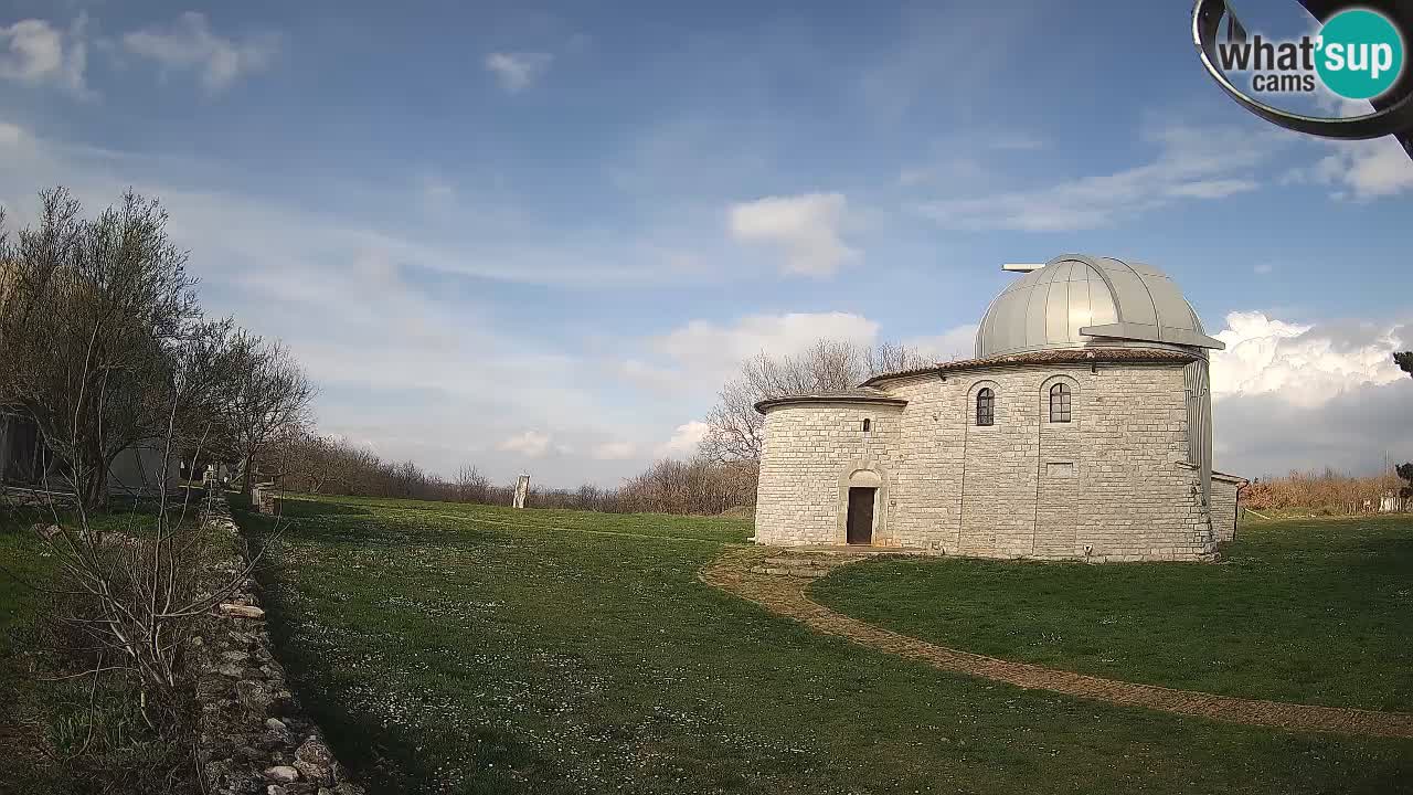 Webcam de l’Observatoire de Višnjan: Plongez dans le cosmos depuis l’Istrie, Croatie
