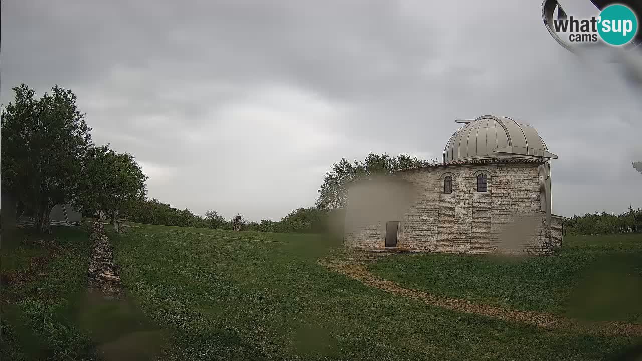Višnjanska opservatorijska web kamera: Zavirite u svemir s poluotoka Istre, Hrvatska
