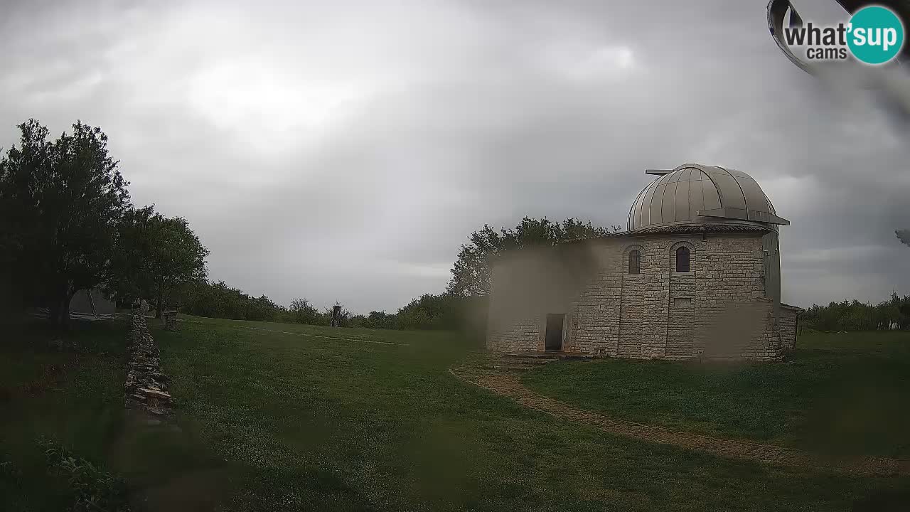 Višnjanska observatorijska spletna kamera: Opazujte vesolje iz Istre, Hrvaška