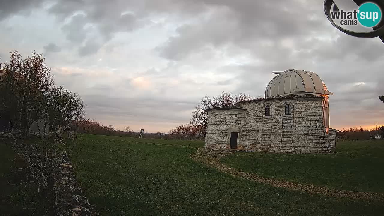 Webcam del Observatorio de Višnjan: Contempla el cosmos desde Istria, Croacia