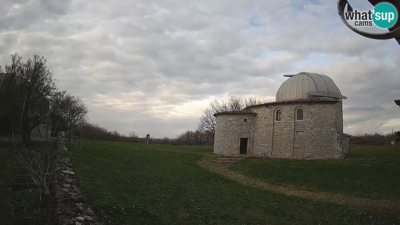 Webcam de l&rsquo;Observatoire de Višnjan: Plongez dans le cosmos depuis l&rsquo;Istrie, Croatie