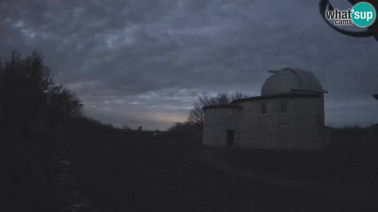 Webcam de l&rsquo;Observatoire de Višnjan: Plongez dans le cosmos depuis l&rsquo;Istrie, Croatie