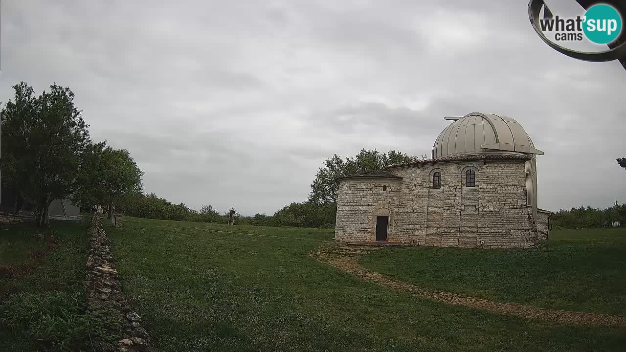Višnjanska opservatorijska web kamera: Zavirite u svemir s poluotoka Istre, Hrvatska