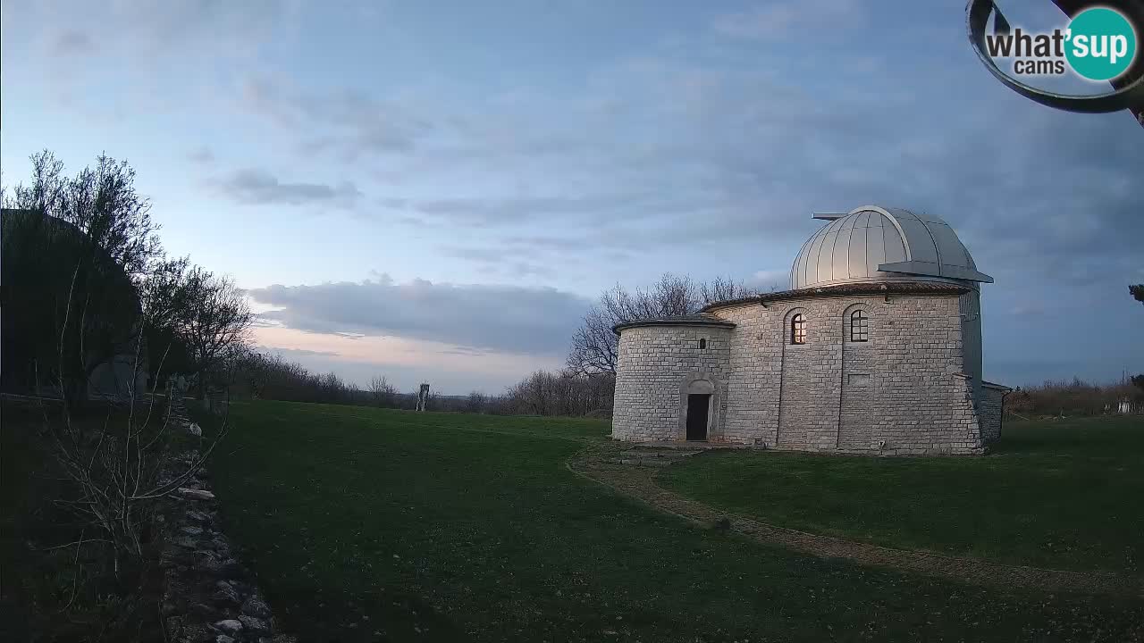 Višnjan Observatory Webcam: Gaze into the Cosmos from Istria, Croatia