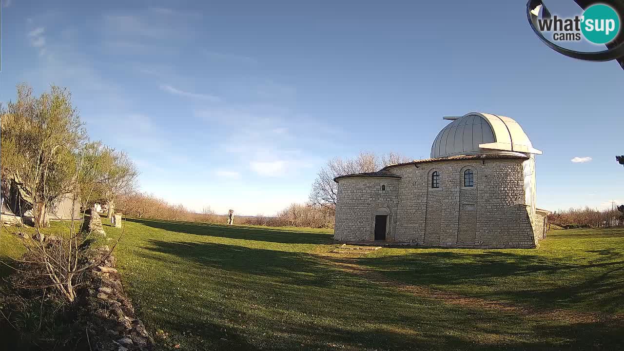 Webcam de l’Observatoire de Višnjan: Plongez dans le cosmos depuis l’Istrie, Croatie