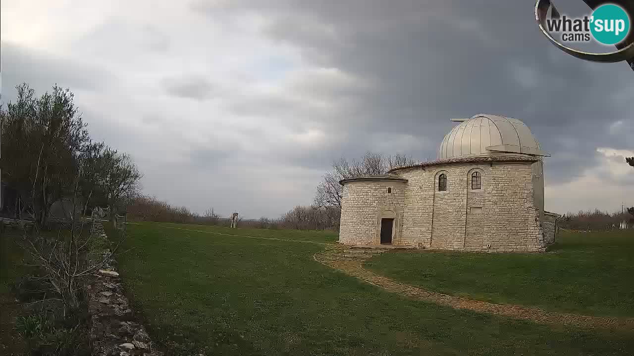 Višnjan Observatory Webcam: Gaze into the Cosmos from Istria, Croatia