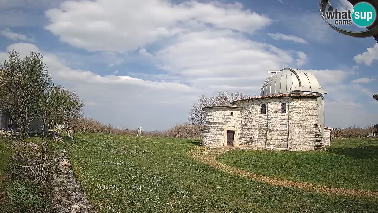 Višnjan Observatory Webcam: Gaze into the Cosmos from Istria, Croatia