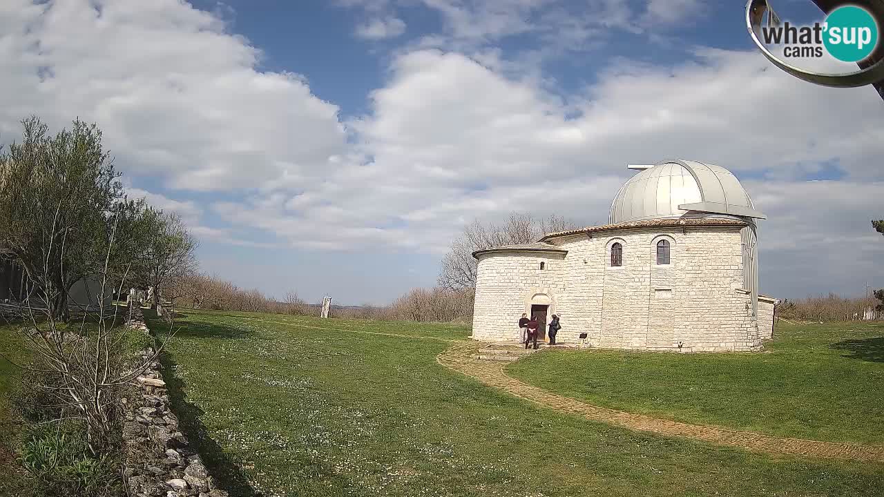 Webcam de l’Observatoire de Višnjan: Plongez dans le cosmos depuis l’Istrie, Croatie