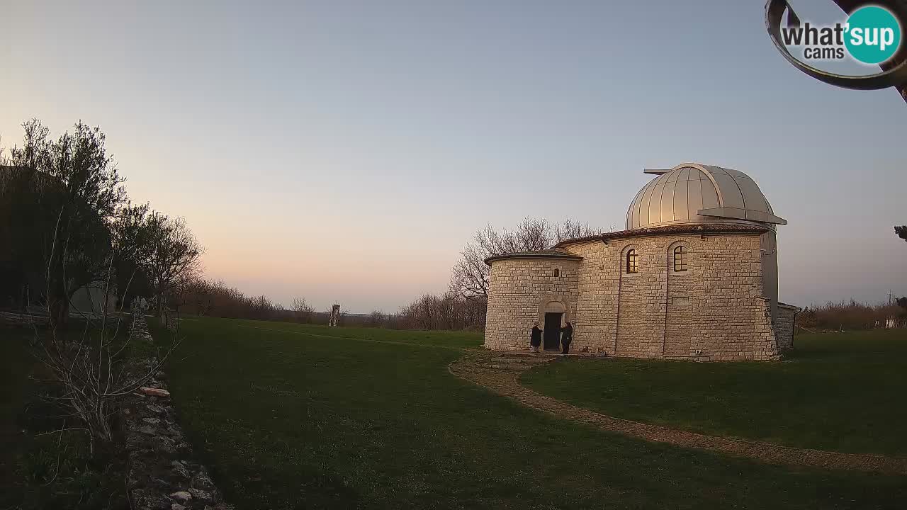 Webcam de l’Observatoire de Višnjan: Plongez dans le cosmos depuis l’Istrie, Croatie