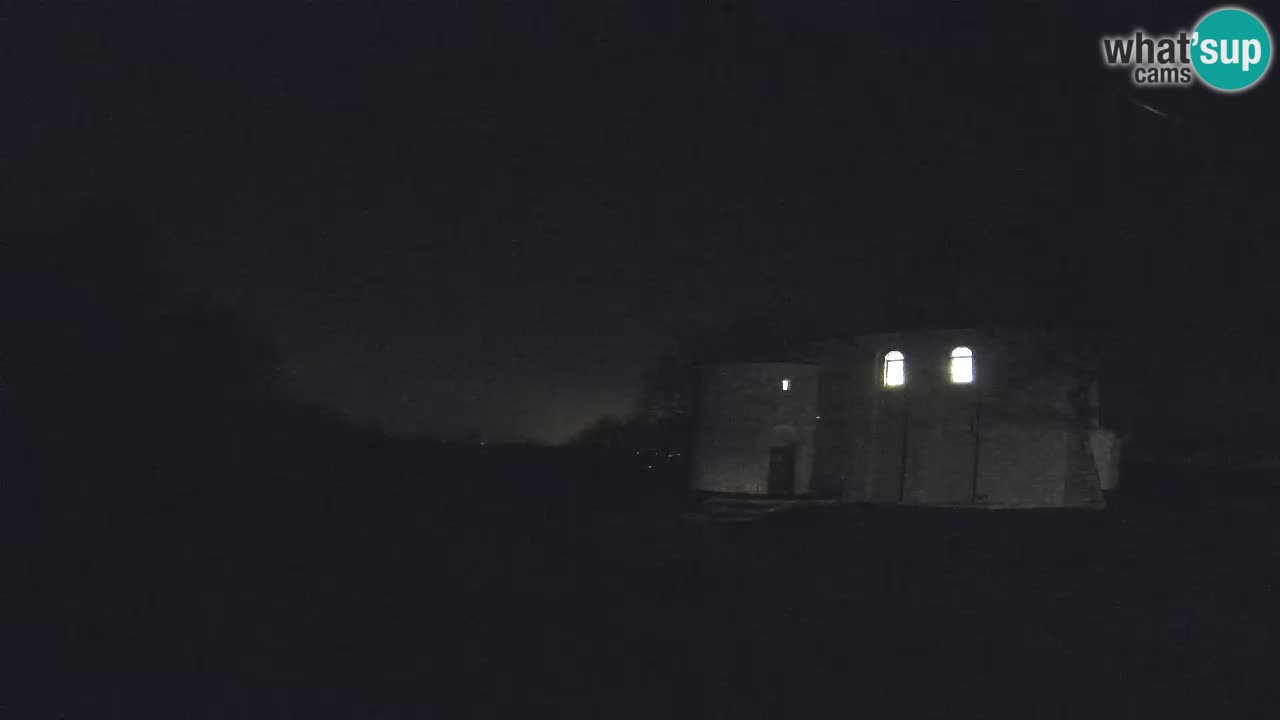 Webcam de l’Observatoire de Višnjan: Plongez dans le cosmos depuis l’Istrie, Croatie