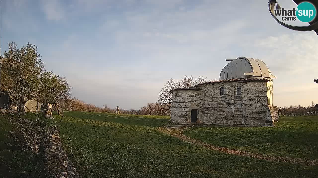 Višnjan Observatory Webcam: Gaze into the Cosmos from Istria, Croatia