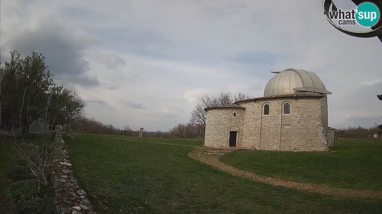 Webcam de l’Observatoire de Višnjan: Plongez dans le cosmos depuis l’Istrie, Croatie