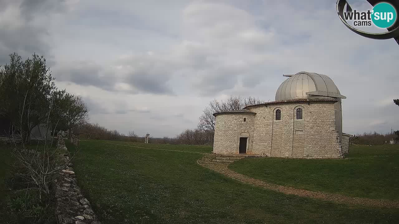 Višnjanska observatorijska spletna kamera: Opazujte vesolje iz Istre, Hrvaška