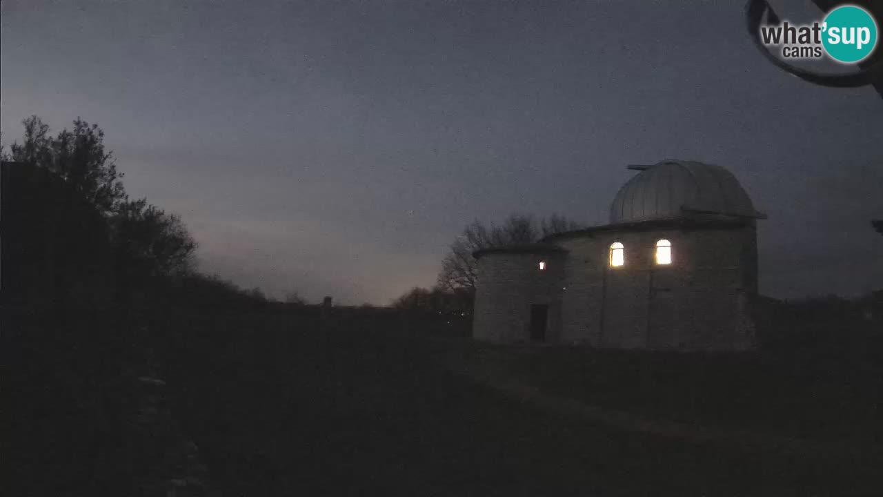Webcam de l’Observatoire de Višnjan: Plongez dans le cosmos depuis l’Istrie, Croatie