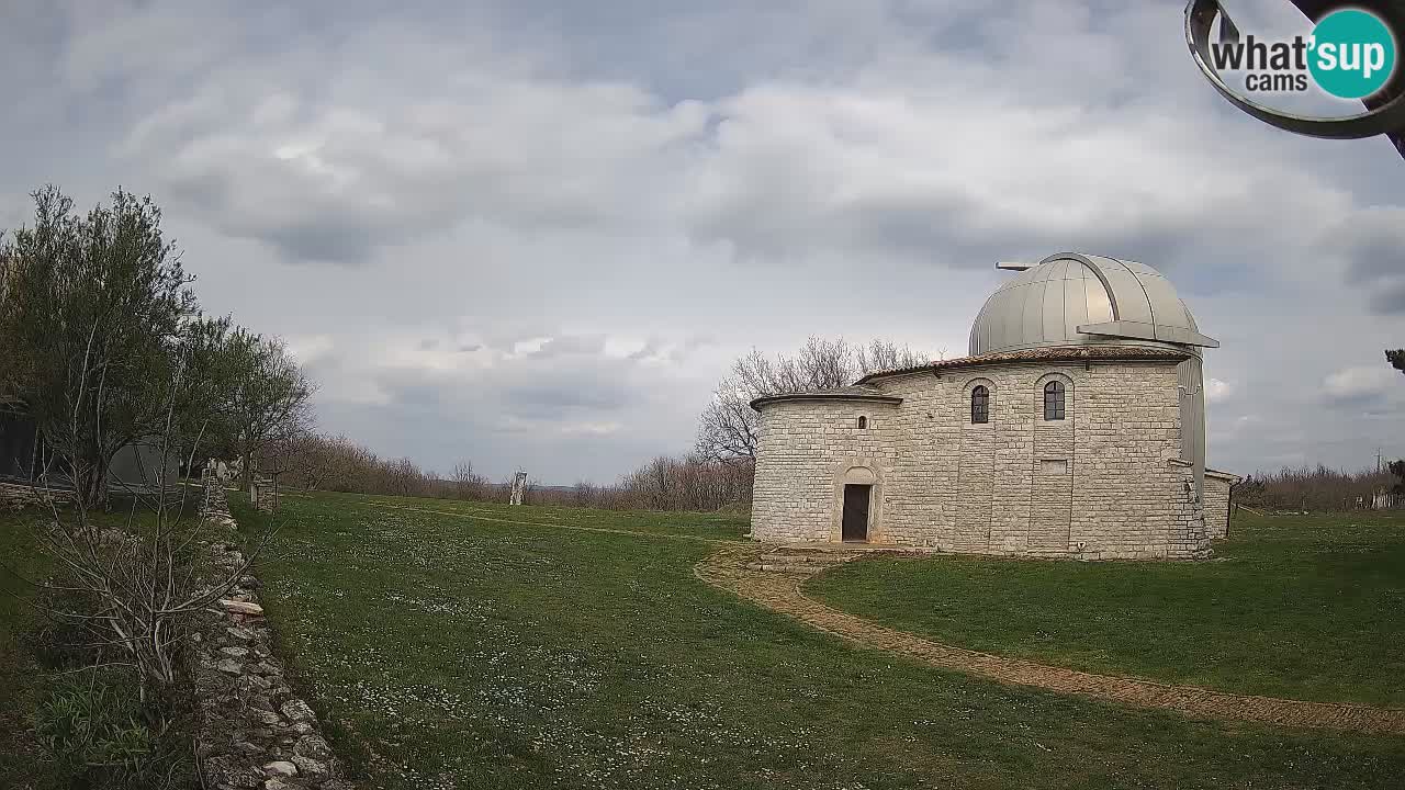 Višnjan Observatory Webcam: Gaze into the Cosmos from Istria, Croatia