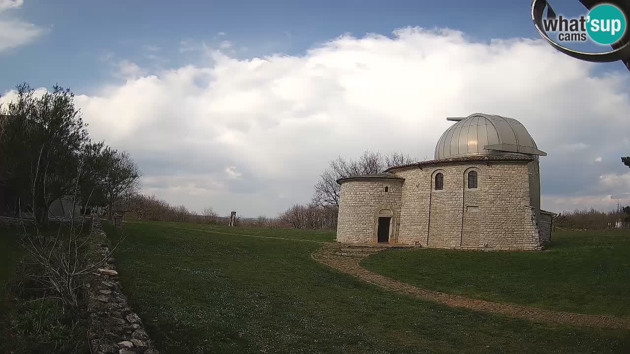 Webcam del Observatorio de Višnjan: Contempla el cosmos desde Istria, Croacia