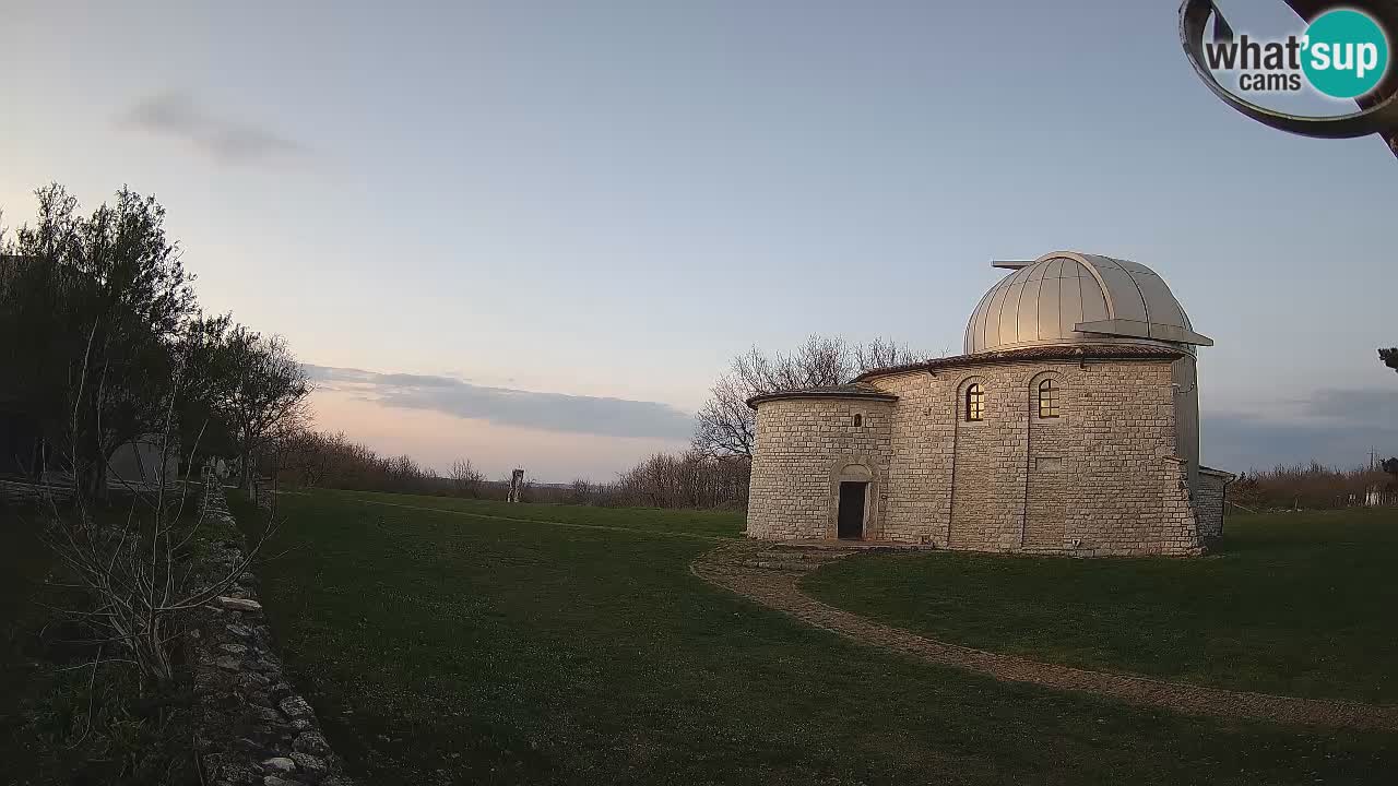Višnjan Observatory Webcam: Gaze into the Cosmos from Istria, Croatia