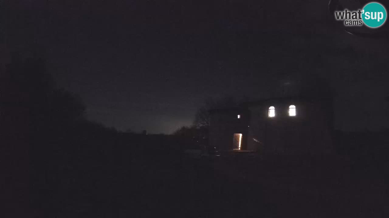 Webcam de l’Observatoire de Višnjan: Plongez dans le cosmos depuis l’Istrie, Croatie