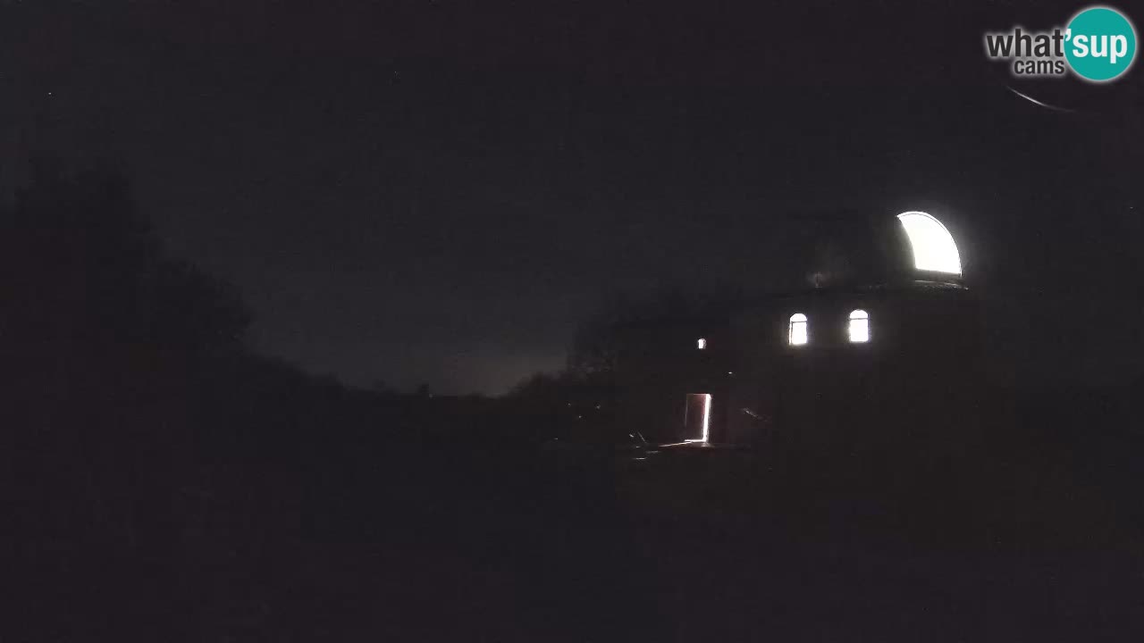 Webcam de l’Observatoire de Višnjan: Plongez dans le cosmos depuis l’Istrie, Croatie