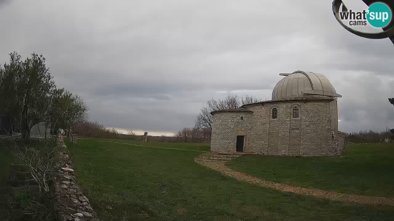 Višnjan Observatory Webcam: Gaze into the Cosmos from Istria, Croatia