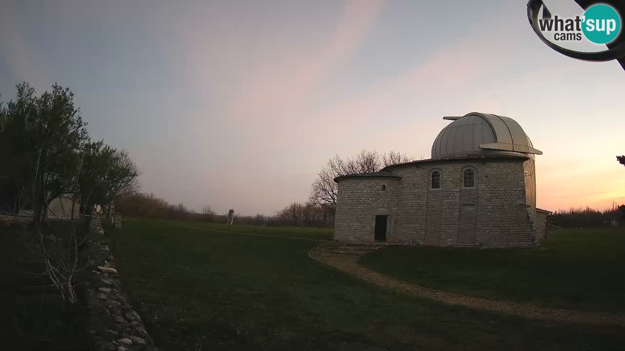 Webcam del Observatorio de Višnjan: Contempla el cosmos desde Istria, Croacia