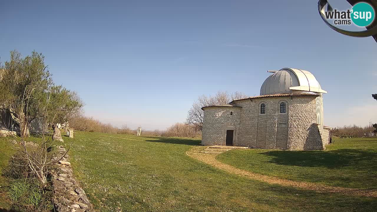Webcam de l’Observatoire de Višnjan: Plongez dans le cosmos depuis l’Istrie, Croatie