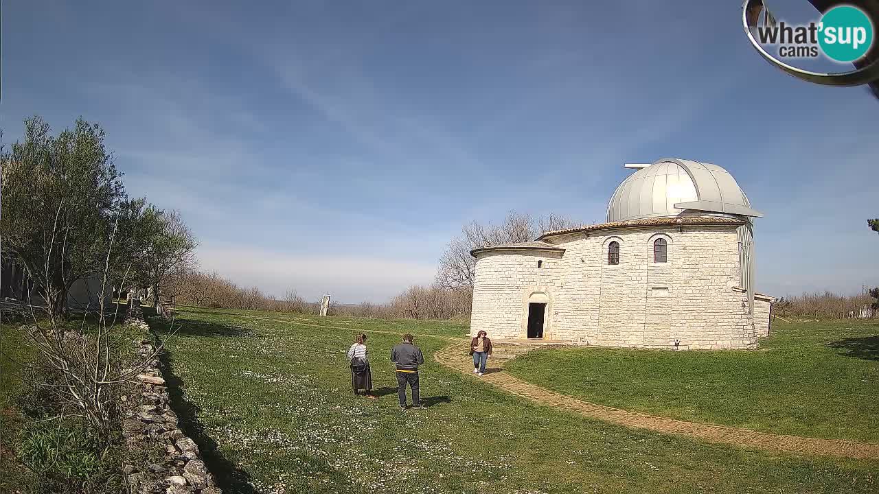 Višnjan Observatory Webcam: Gaze into the Cosmos from Istria, Croatia