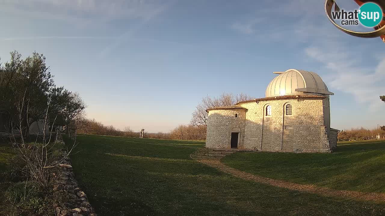 Višnjanska observatorijska spletna kamera: Opazujte vesolje iz Istre, Hrvaška