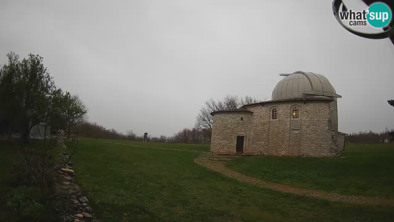 Višnjanska observatorijska spletna kamera: Opazujte vesolje iz Istre, Hrvaška