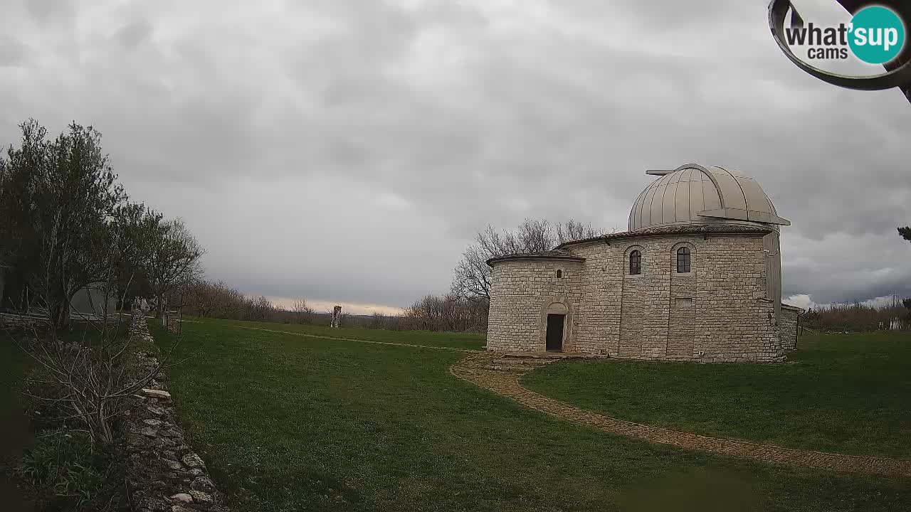 Višnjanska observatorijska spletna kamera: Opazujte vesolje iz Istre, Hrvaška