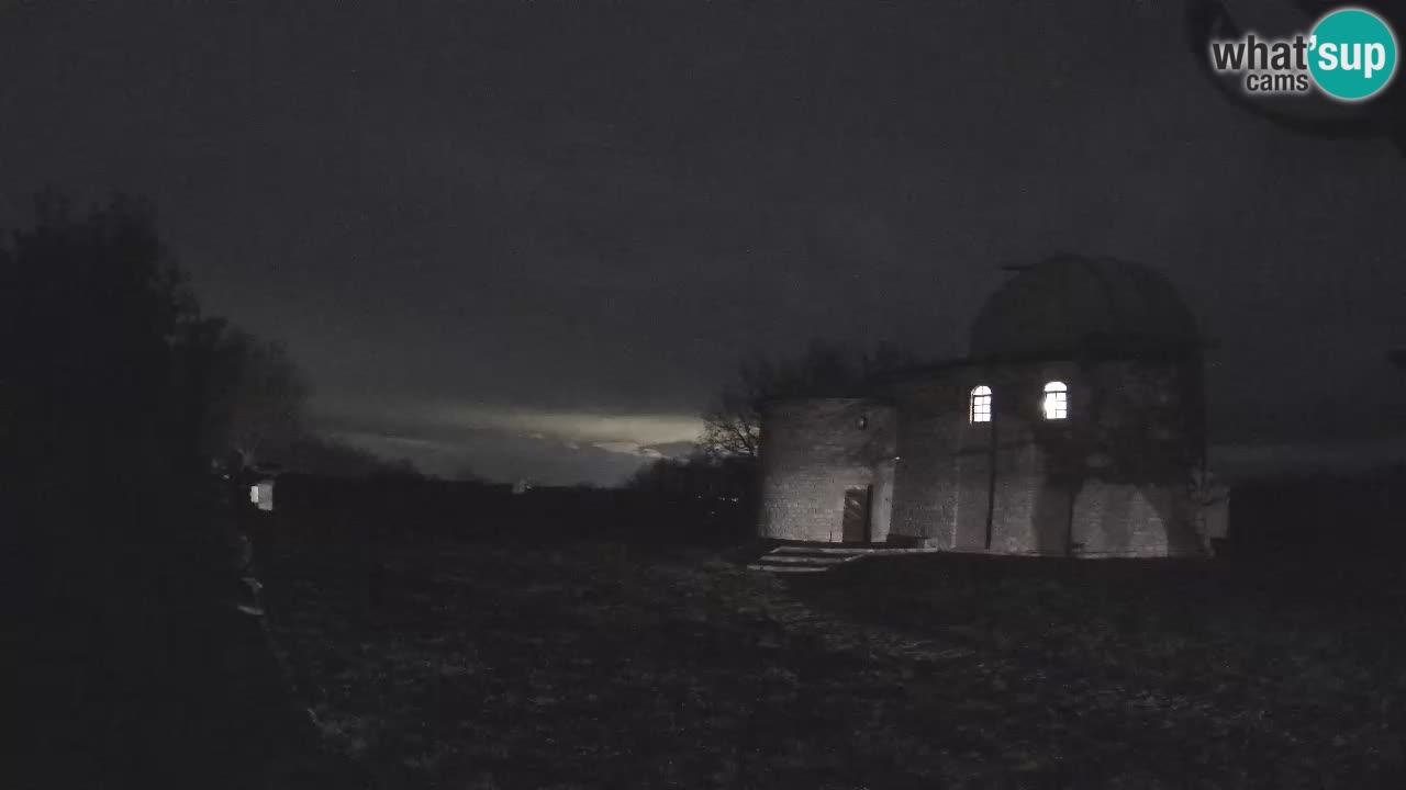 Višnjan Observatory Webcam: Gaze into the Cosmos from Istria, Croatia