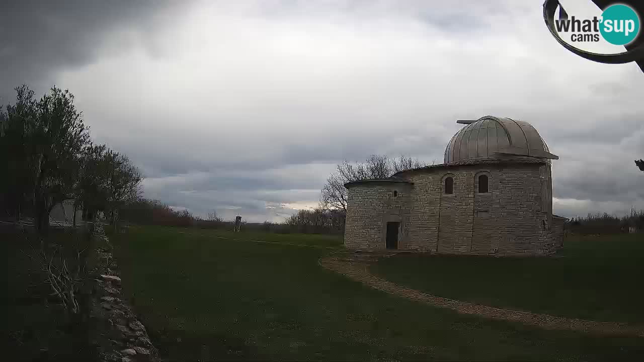 Višnjan Observatory Webcam: Gaze into the Cosmos from Istria, Croatia