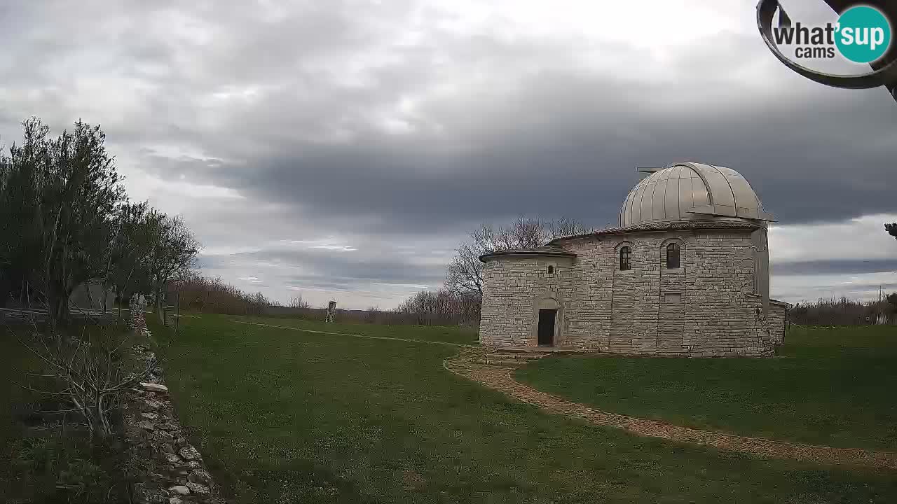 Webcam de l’Observatoire de Višnjan: Plongez dans le cosmos depuis l’Istrie, Croatie