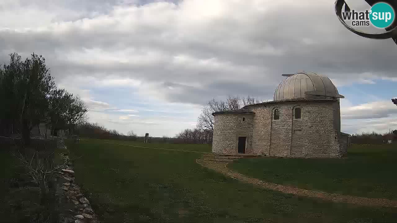 Višnjanska observatorijska spletna kamera: Opazujte vesolje iz Istre, Hrvaška