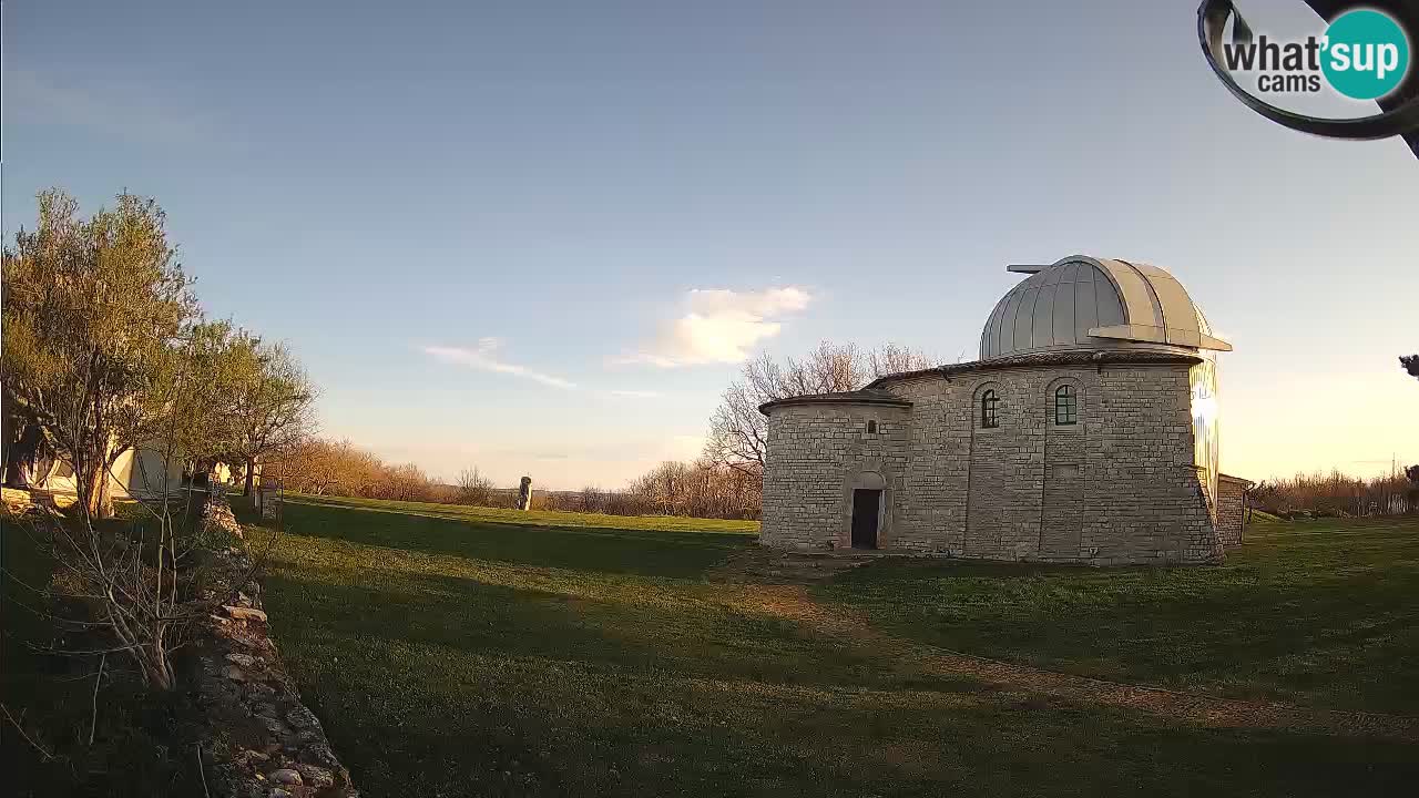 Višnjan Observatory Webcam: Gaze into the Cosmos from Istria, Croatia