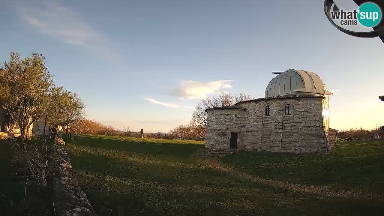 Višnjan Observatory Webcam: Gaze into the Cosmos from Istria, Croatia