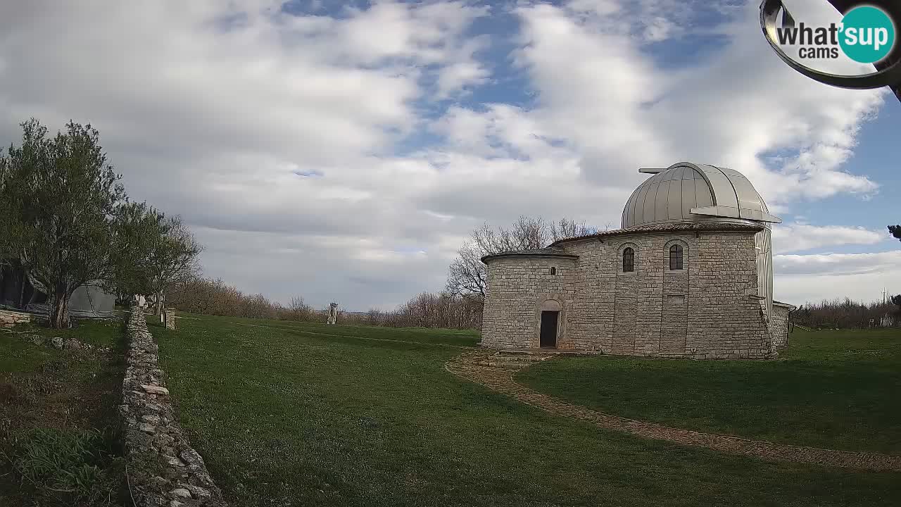 Višnjanska observatorijska spletna kamera: Opazujte vesolje iz Istre, Hrvaška