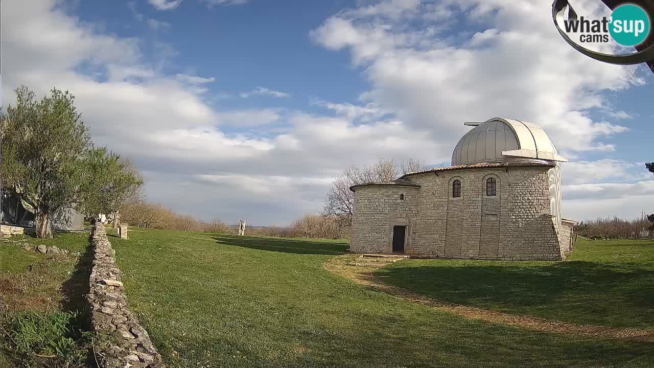 Webcam de l’Observatoire de Višnjan: Plongez dans le cosmos depuis l’Istrie, Croatie