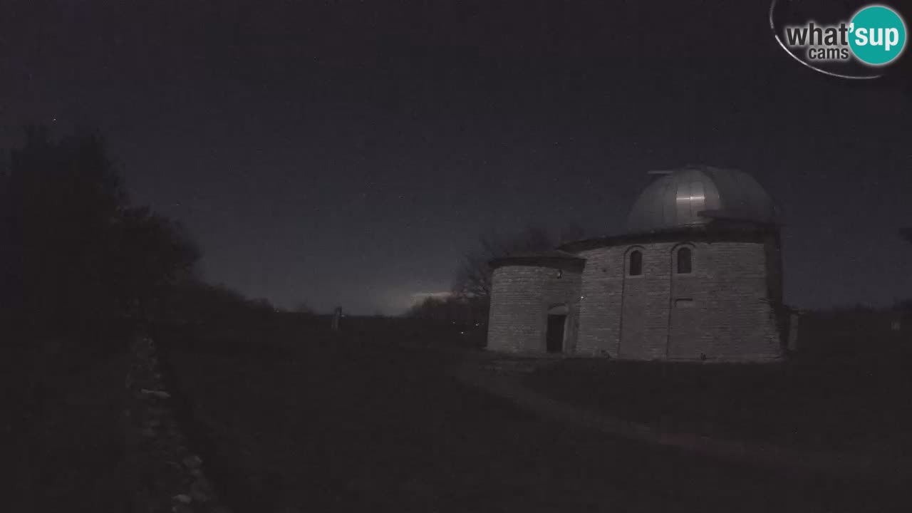 Višnjan Observatory Webcam: Gaze into the Cosmos from Istria, Croatia