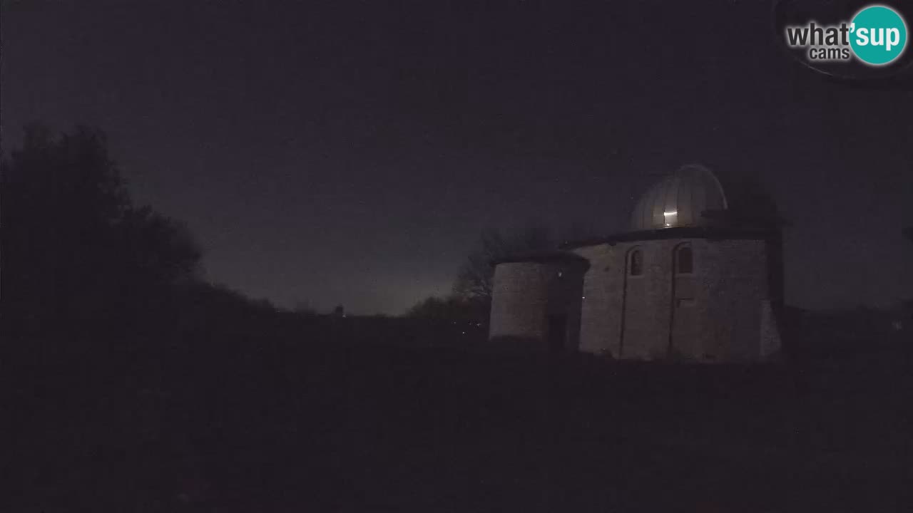 Višnjan Observatory Webcam: Gaze into the Cosmos from Istria, Croatia