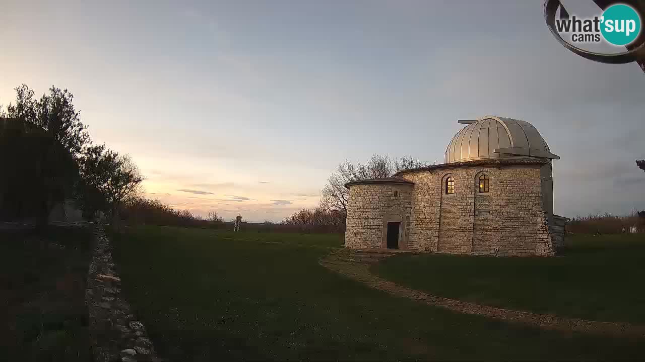 Višnjan Observatory Webcam: Gaze into the Cosmos from Istria, Croatia