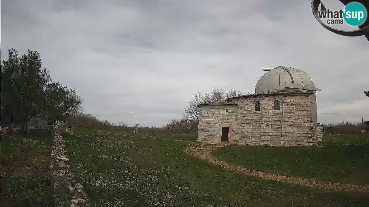 Višnjan Observatory Webcam: Gaze into the Cosmos from Istria, Croatia