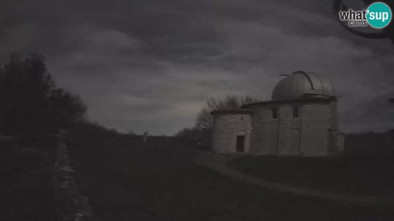 Webcam de l’Observatoire de Višnjan: Plongez dans le cosmos depuis l’Istrie, Croatie