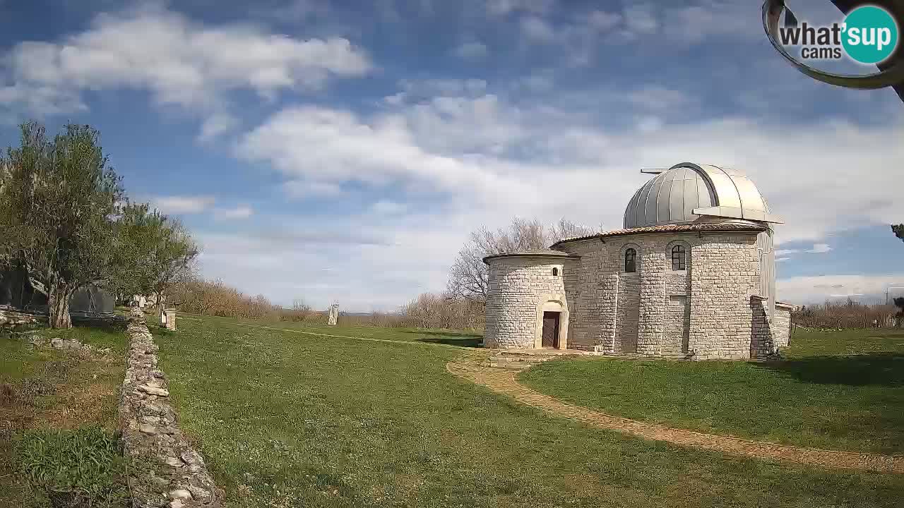 Višnjanska opservatorijska web kamera: Zavirite u svemir s poluotoka Istre, Hrvatska