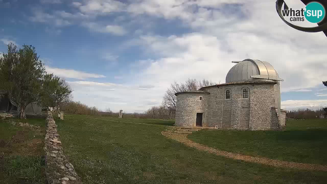 Višnjanska opservatorijska web kamera: Zavirite u svemir s poluotoka Istre, Hrvatska
