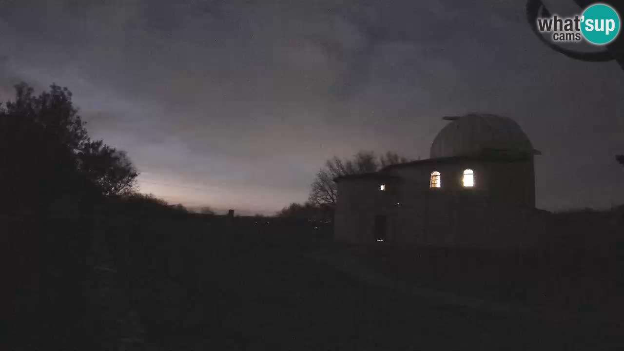 Višnjan Observatory Webcam: Gaze into the Cosmos from Istria, Croatia