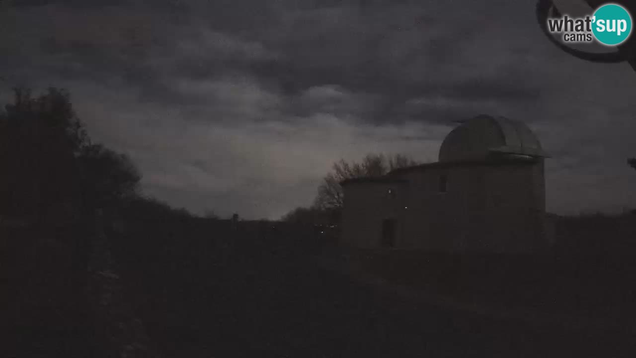 Višnjanska observatorijska spletna kamera: Opazujte vesolje iz Istre, Hrvaška